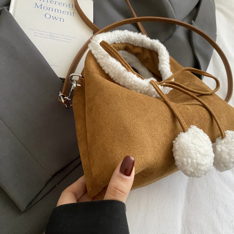 MOODS 2025 Winter Warm Plush T - Interior Design Warm 评论和价格